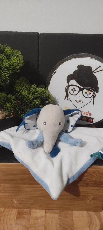 doudou elephant edgar blanc bleu baby nat bn0512