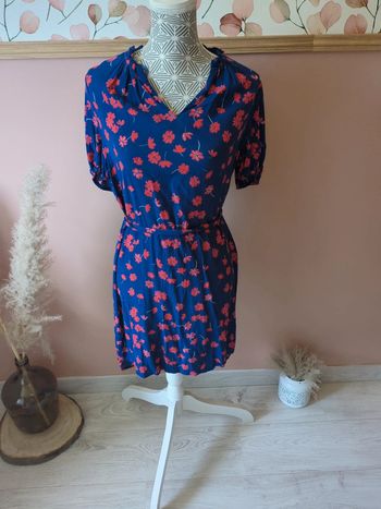 Robe fleury camaïeu taille 40