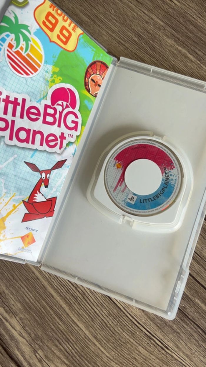 Jeu PSP Little big planet - photo numéro 2