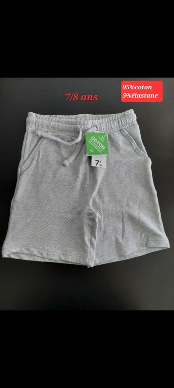 Short gris garçon 7/8ans