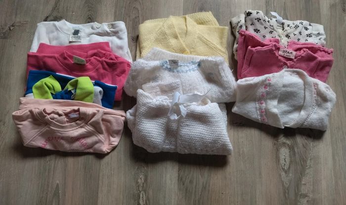 Lot vêtements fille 3 mois - photo numéro 3