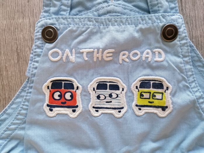 Salopette courte bleu clair 6 mois - photo numéro 2