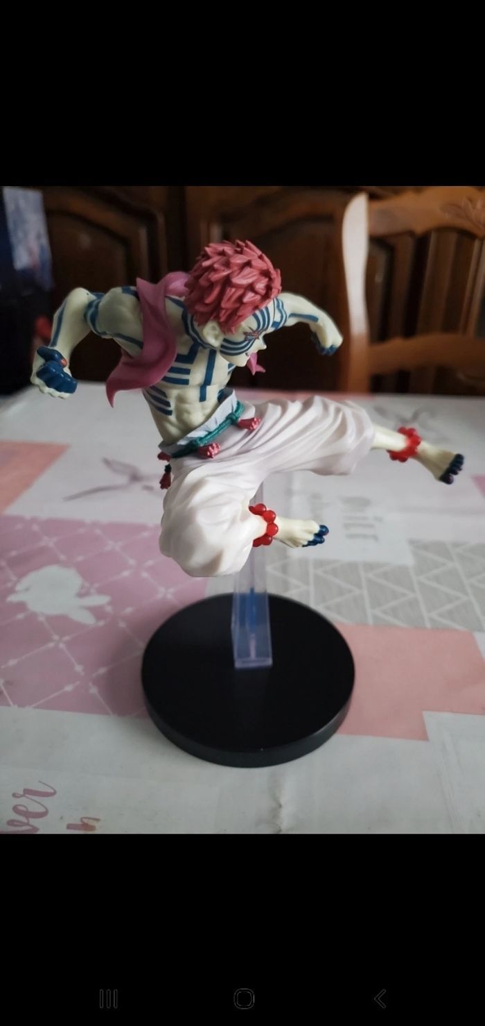 Figurine demon slayer akaza officielle & ichiban - photo numéro 3