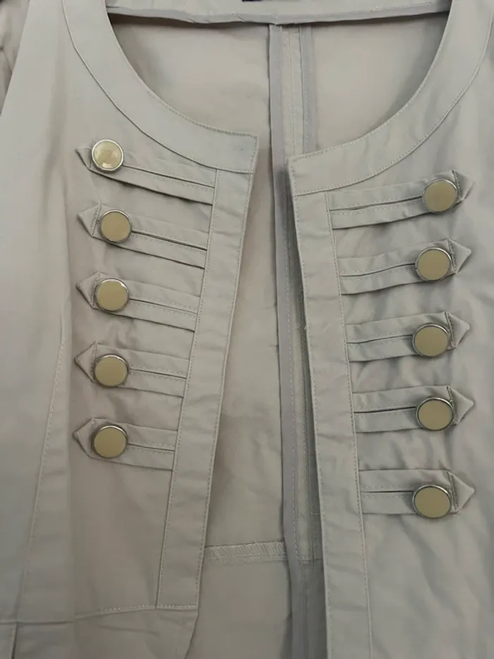 Veste beige - photo numéro 2