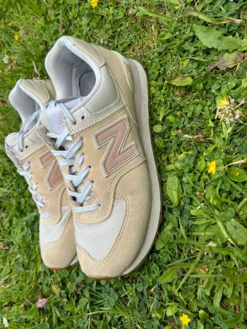 Basket New balance 574 beige et rose