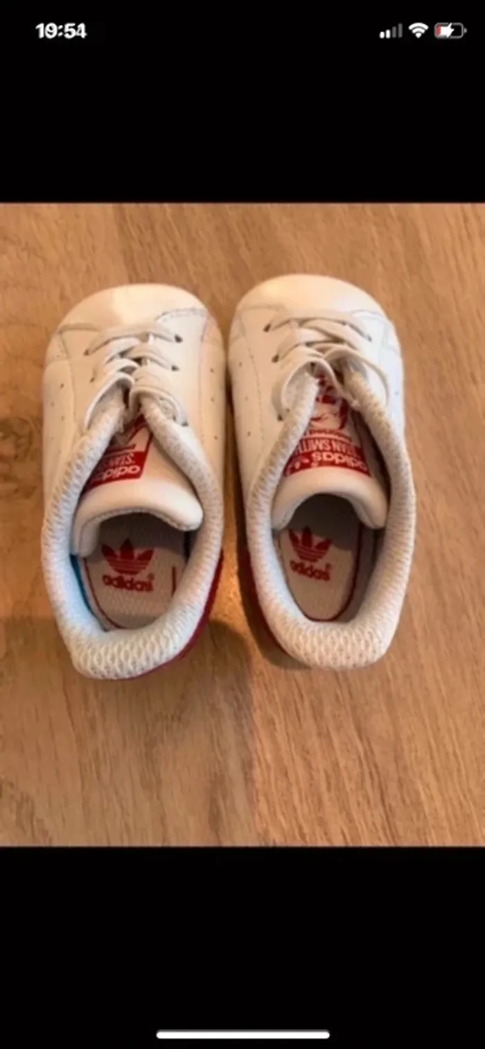 Chaussons adidas stansmith taille 17 - photo numéro 3