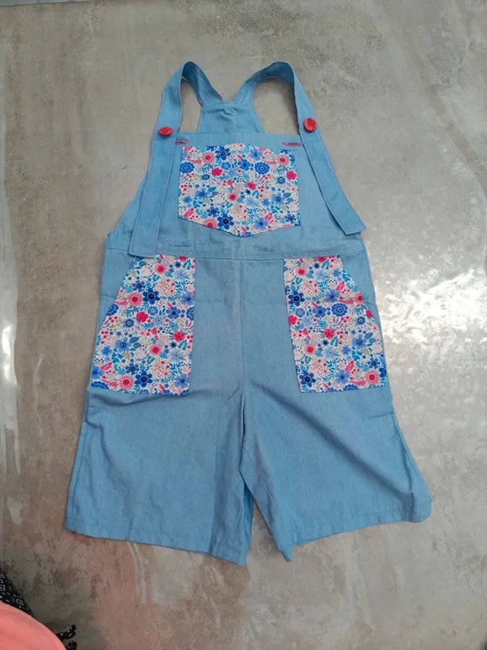 Salopette short cousue main 6 ans