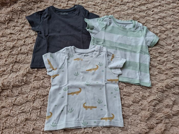 Tee-shirts Taille 9 mois / 71 cm Neuf