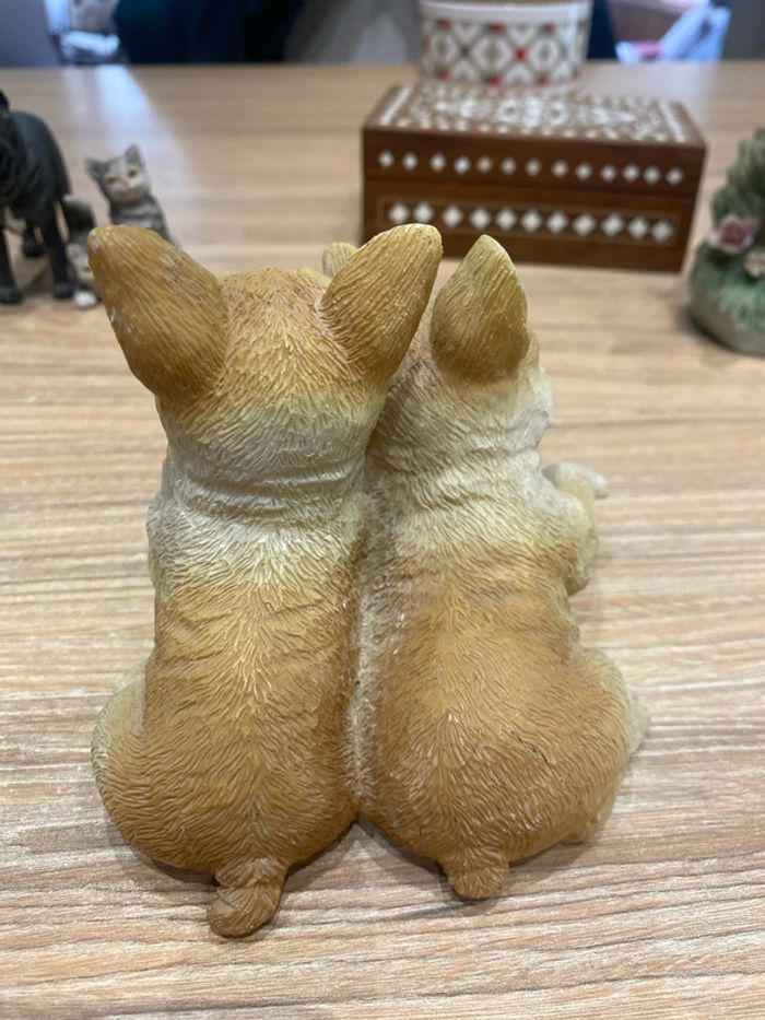 Duo de petits bouledogues français en résine - photo numéro 4