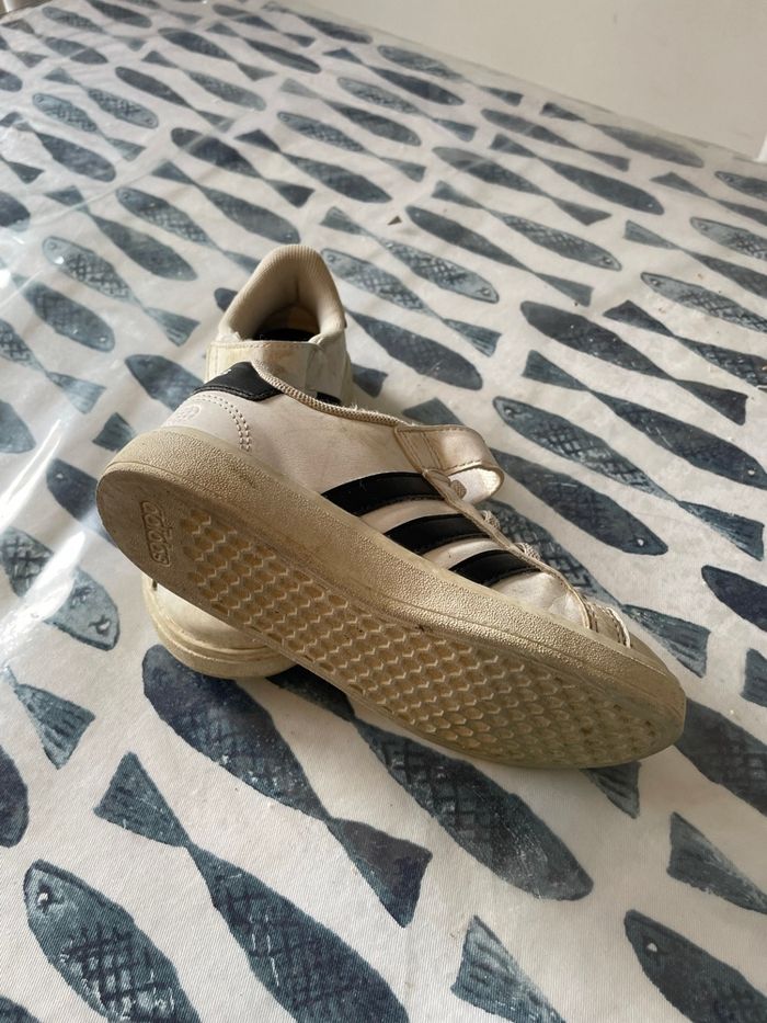 Chaussure adidas - photo numéro 2