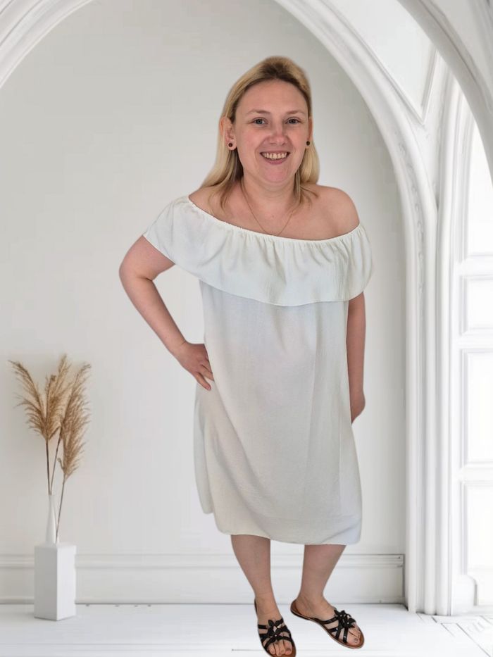 Robe élastique blanche neuf
