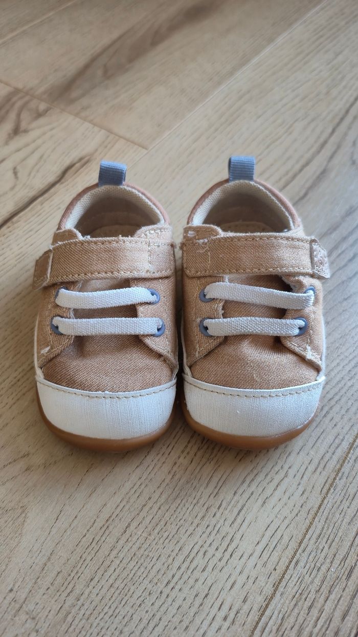 Chaussures bébé physiologiques