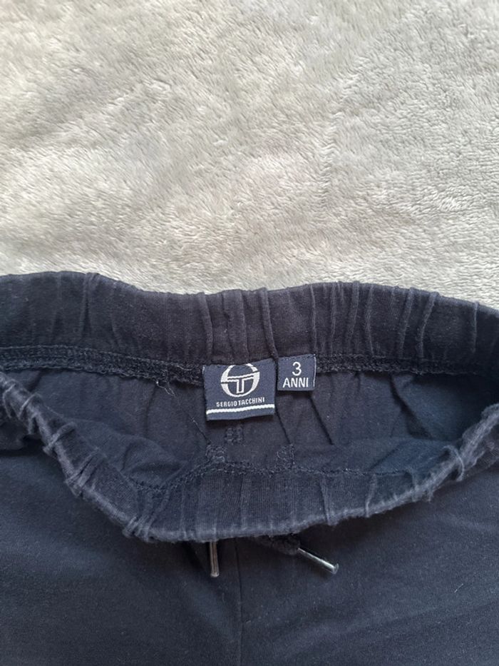 Short Sergio tacchini 3 ans - photo numéro 3