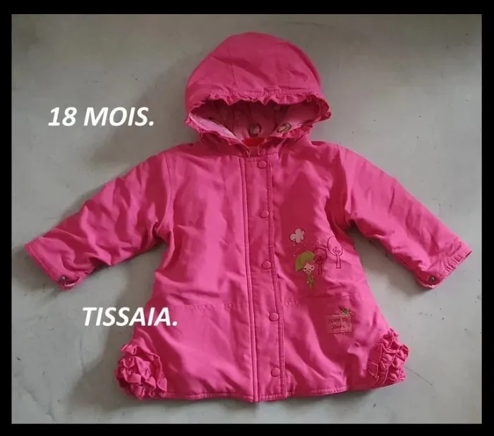 LOT vêtements filles Taille 18/24 mois - photo numéro 4