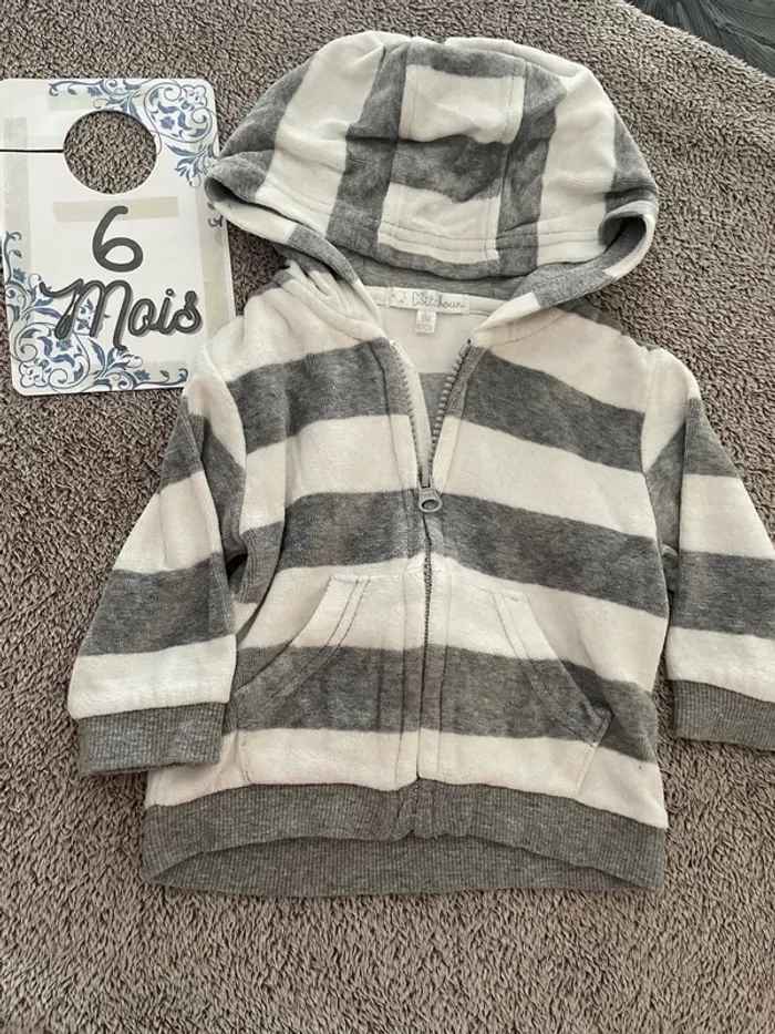 Veste à capuche