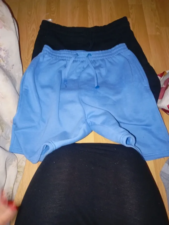 Deux short en coton t m - photo numéro 2