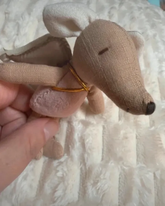 La Petite Souris – Peluche 10 cm + Boîte à dents en métal rose - photo numéro 3