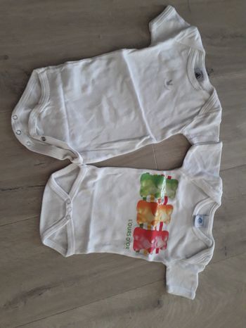 Lot de deux bodies blancs