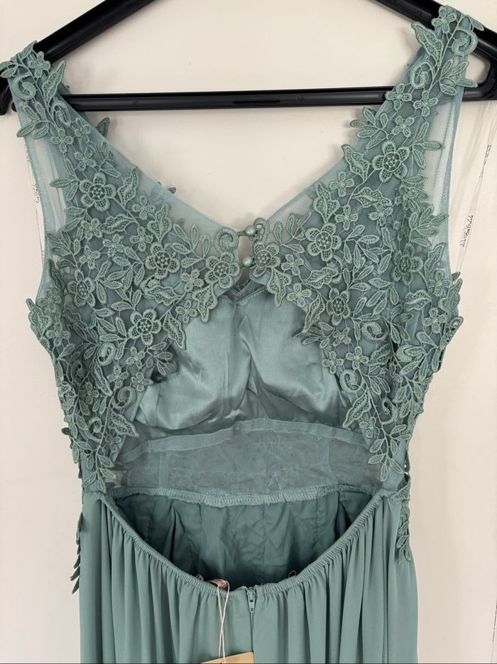 Robe dentelles cérémonie - photo numéro 3
