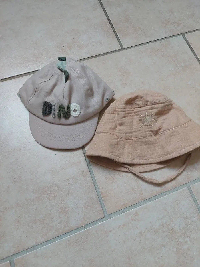 Lot de 2 chapeaux