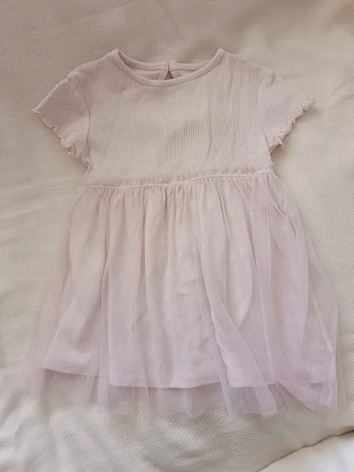 🎀 jolie robe rose Kiabi avec tulle taille 18 mois 🎀