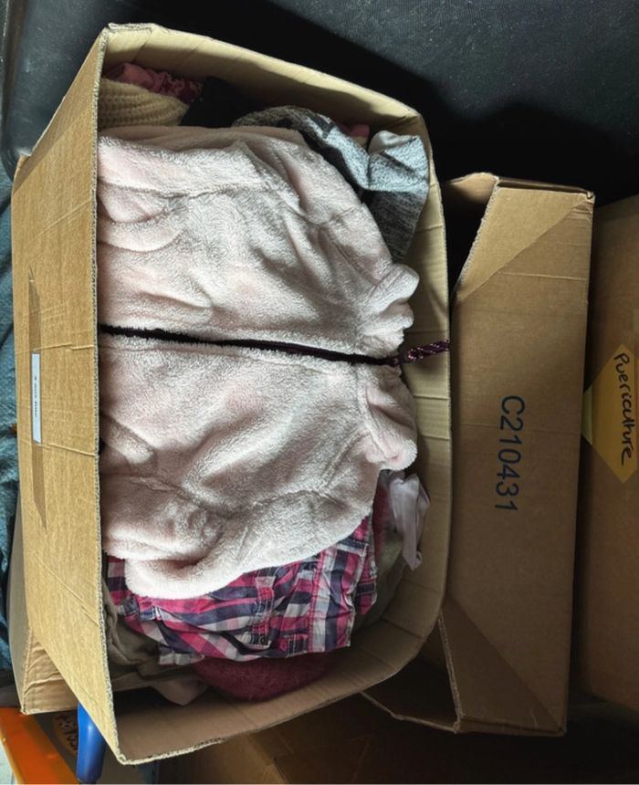 Lot de vêtements