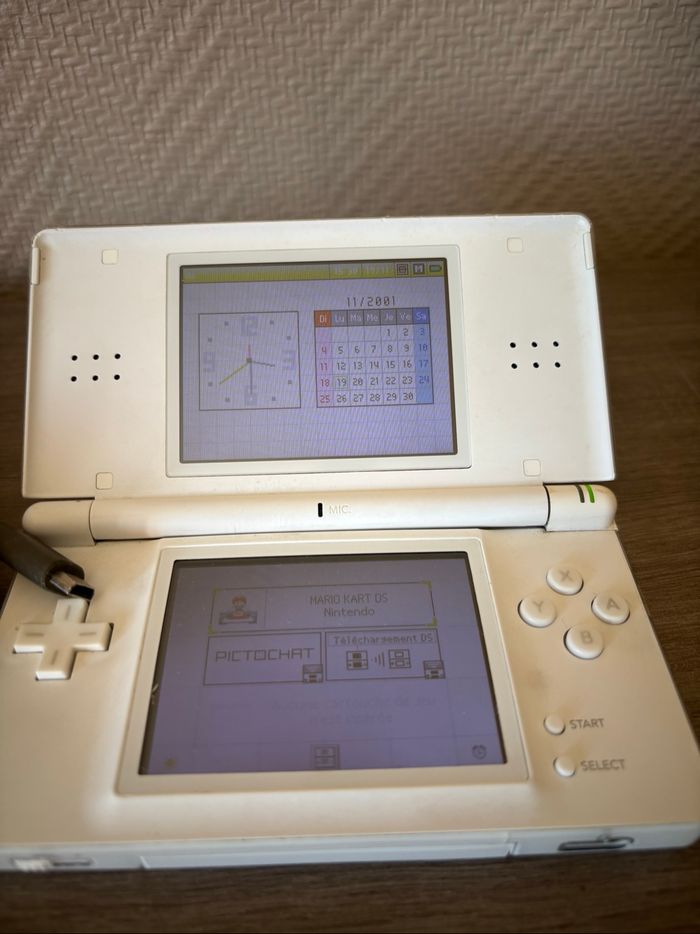 Nintendo DS - photo numéro 3