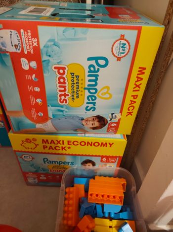 Pampers pants taille 6 