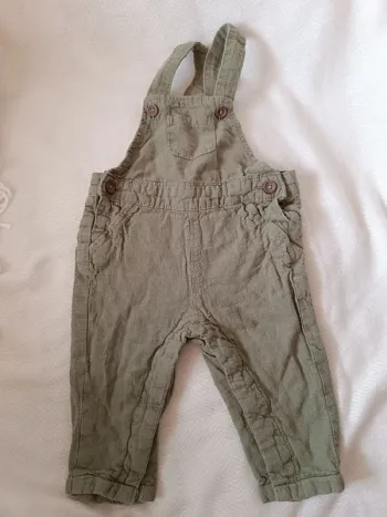 🎀 jolie salopette légère kaki taille 6 mois Kiabi 🎀