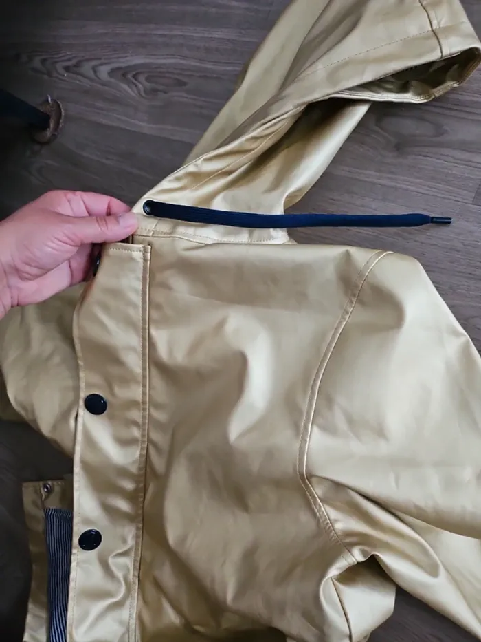 Imperméable dorée - photo numéro 7