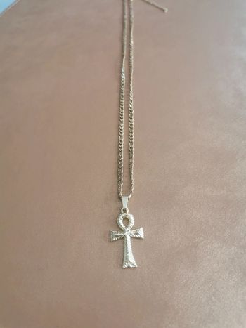 Collier et pendentif spirituel croix égyptienne d ankh doré