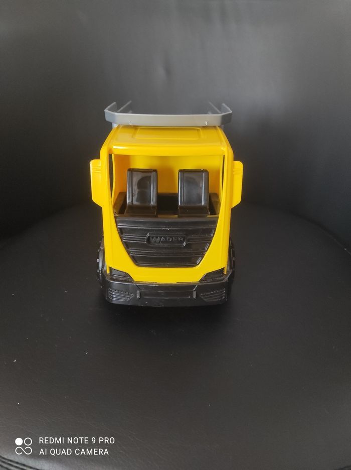 Camion warder - photo numéro 2