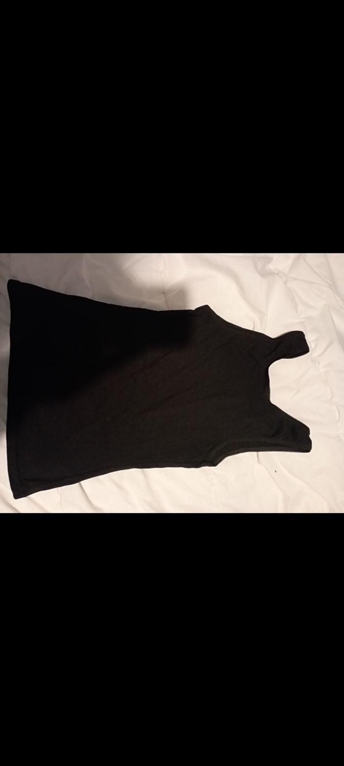 Débardeur noir 146/152 cm 11/12 ans neuf 1€5 - photo numéro 3