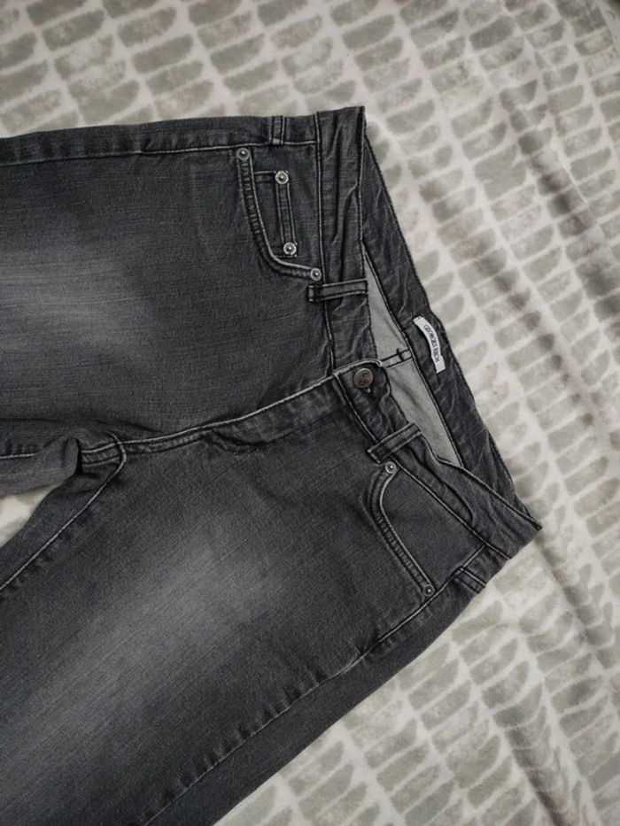 Jeans jambes évasées gris délavé stretch Georges Rech taille 42 - photo numéro 2