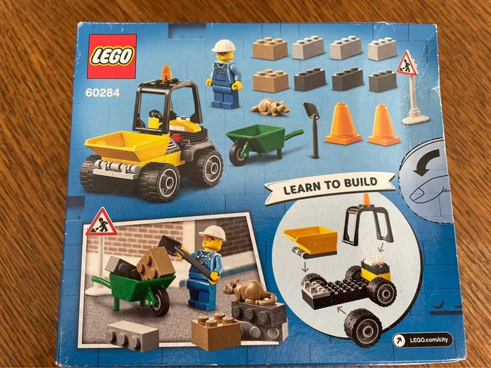 Lot de deux boîtes lego city 60275 et 60284 Neuves - photo numéro 15