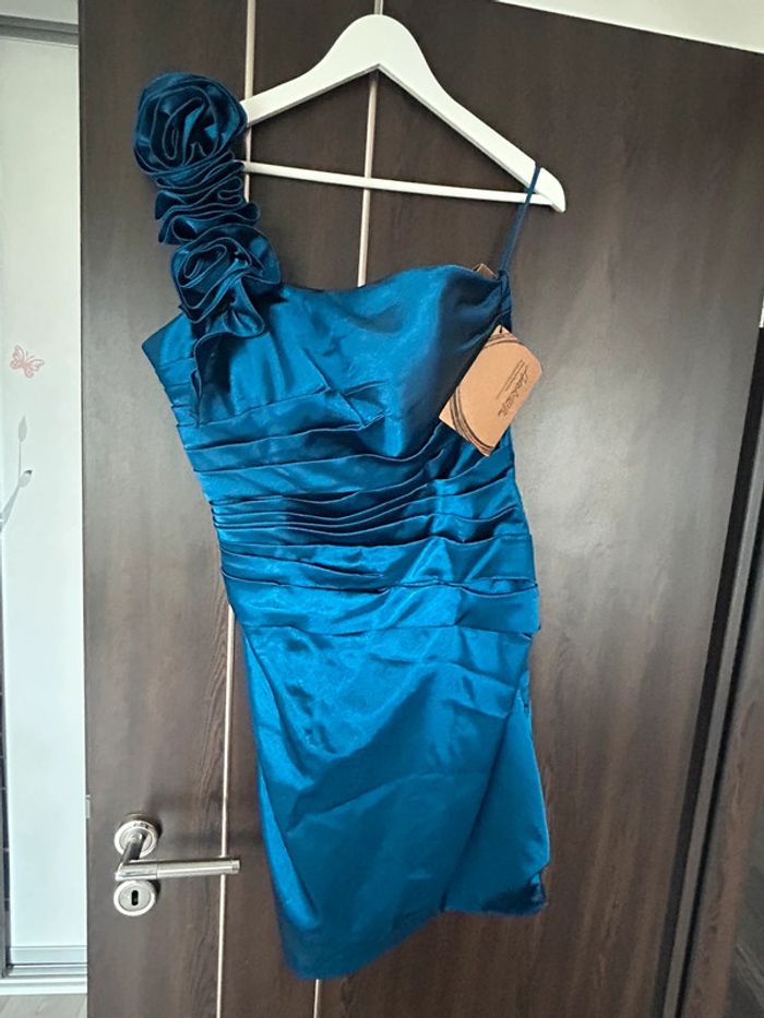 Robe Cocktail bleue roi