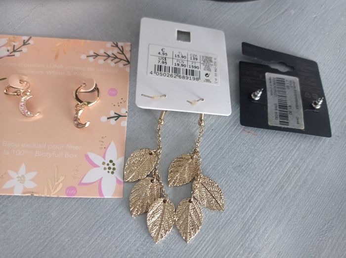 Lot 3 boucles d'oreilles neufs - photo numéro 5