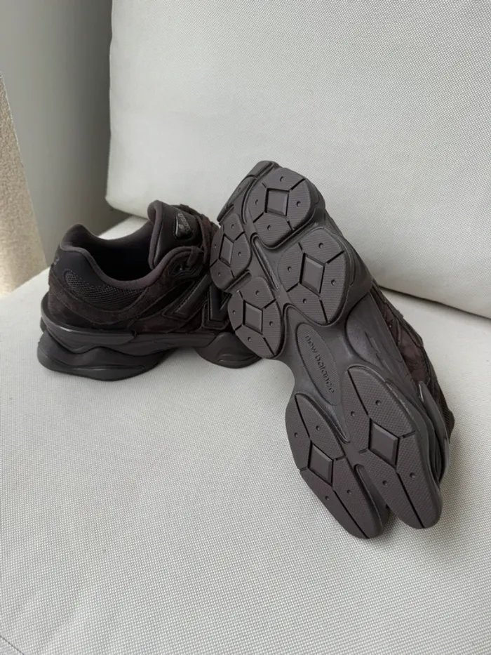 New balance 9060 Chocolate / Marron - photo numéro 10
