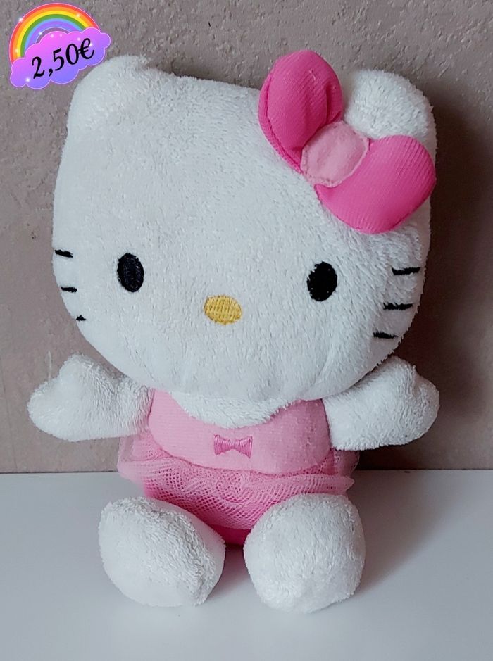 Petite peluche Hello Kitty