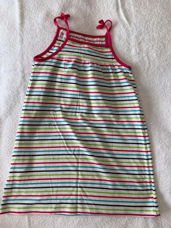 Robe légère 8ans - photo numéro 2
