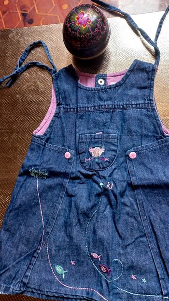 Magnifique robe jean stylisée 9 mois