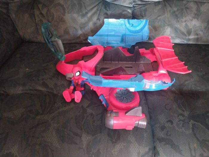 Avion Spiderman - photo numéro 2