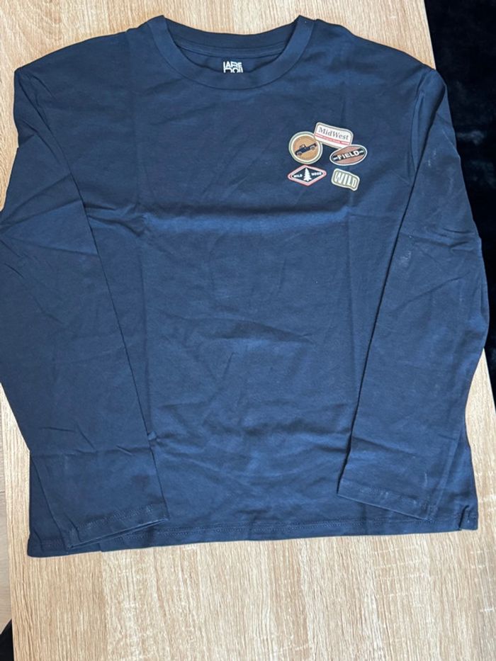 Haut manches longues neuf 12 ans