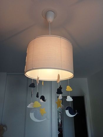 Suspension + mobile musical baleine et étoiles Verbaudet