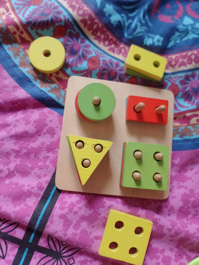 Formes à empiler et triée en bois - photo numéro 7