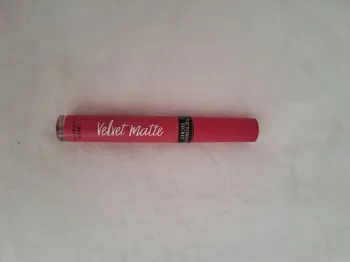 Lip cream Victoria Secret