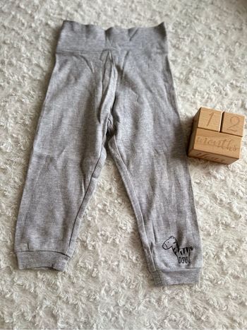 Pantalon gris 12/24 mois
