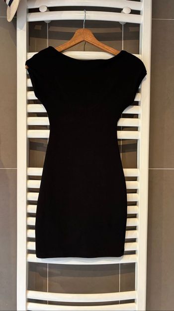 Robe noire dos nu ZARA Taille M