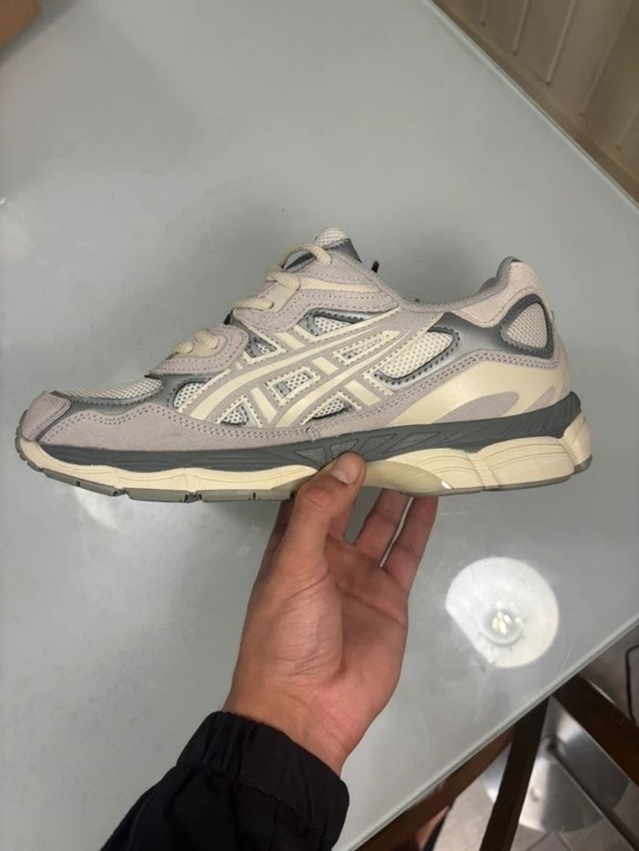 Asics Gel Nyc 40.5 - photo numéro 2