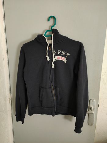Veste avec capuche